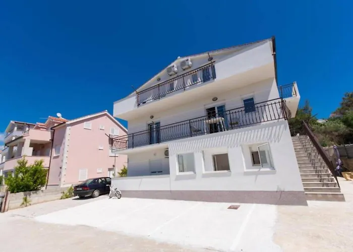 Apartament Charming Arta